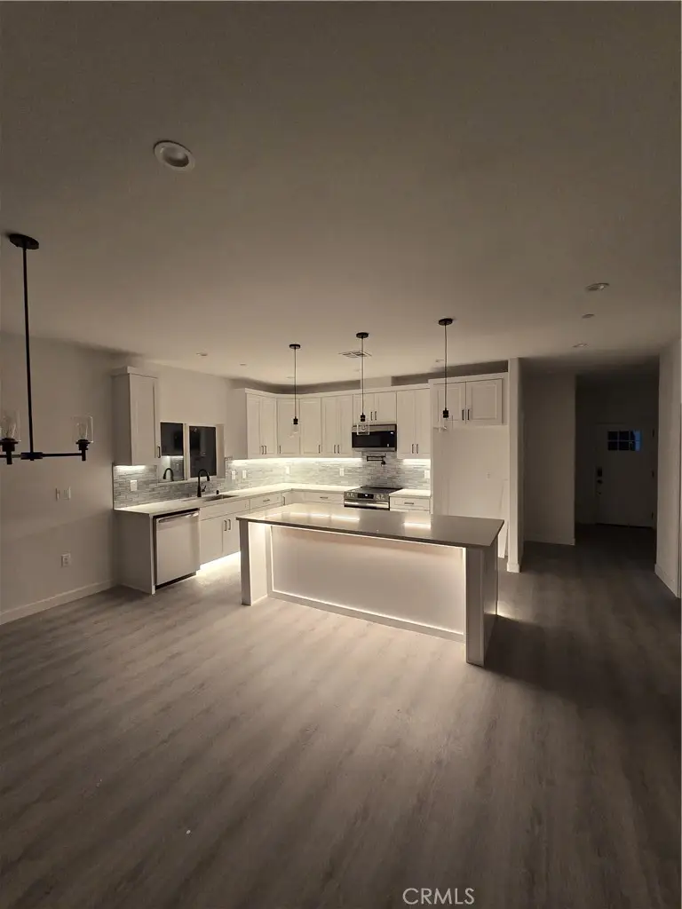 10401 N Loop Boulevard, California City, CA 93505 - Image #2