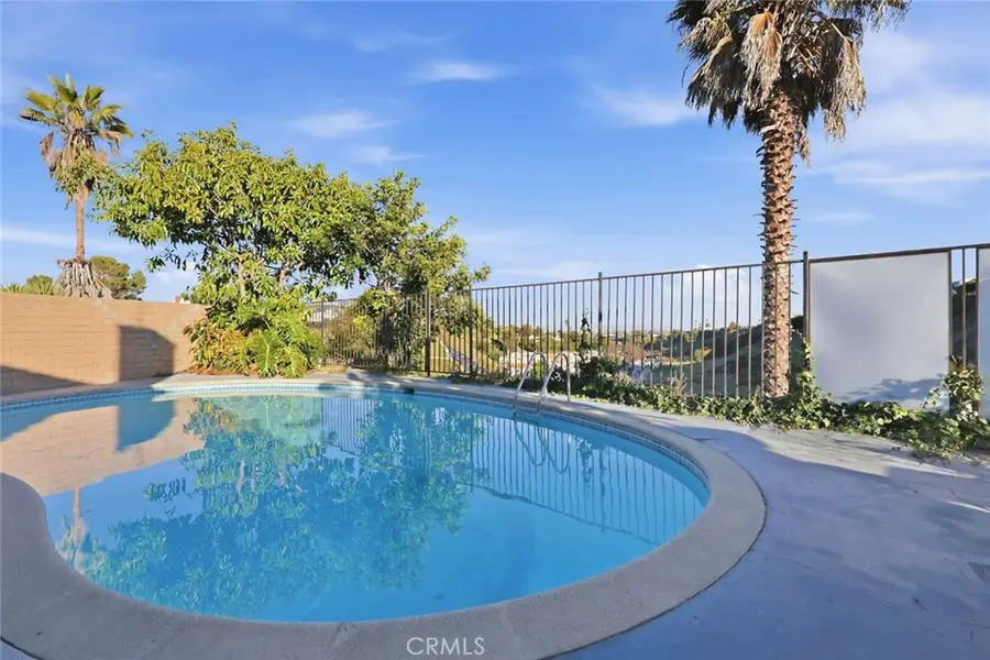 4400 Don Zarembo, Baldwin Hills, CA 90008 - #3
