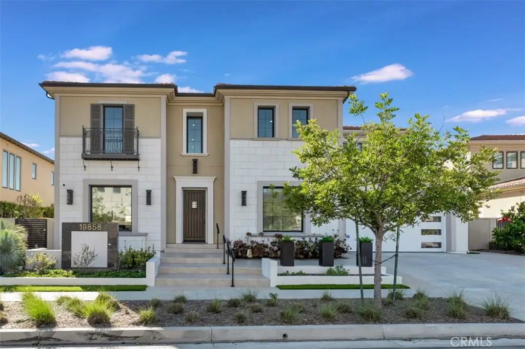 19858 Longhorn Drive, Chatsworth, CA 91311 - #1
