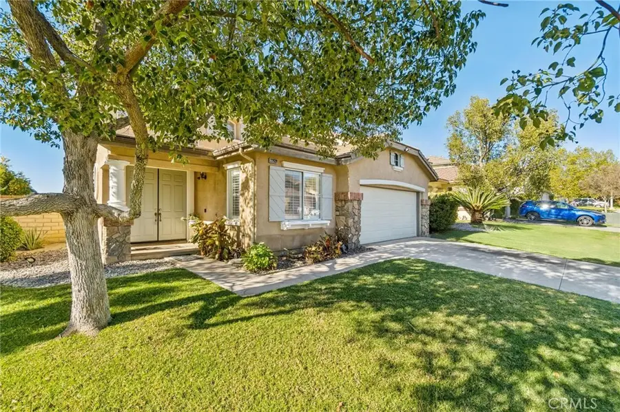 22939 Raintree, Saugus, CA 91390 - Image #3