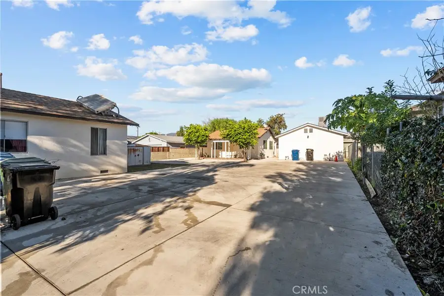10558 Laurel Canyon Blvd, Pacoima, CA 91331 - #2
