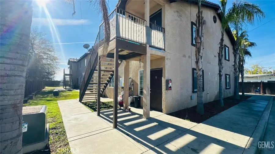 3017 Potomac, Bakersfield, CA 93307 - #3