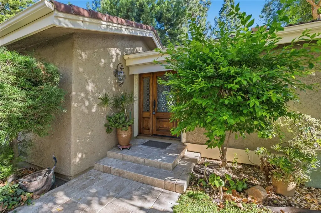 113 Conifer Circle, Oak Park, CA 91377 - Image #1