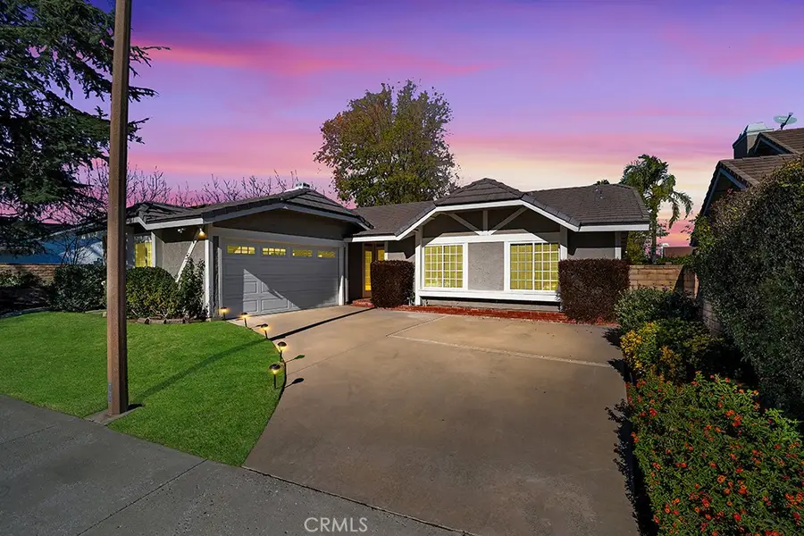 23549 Via Plata, Valencia, CA 91355 - Image #2