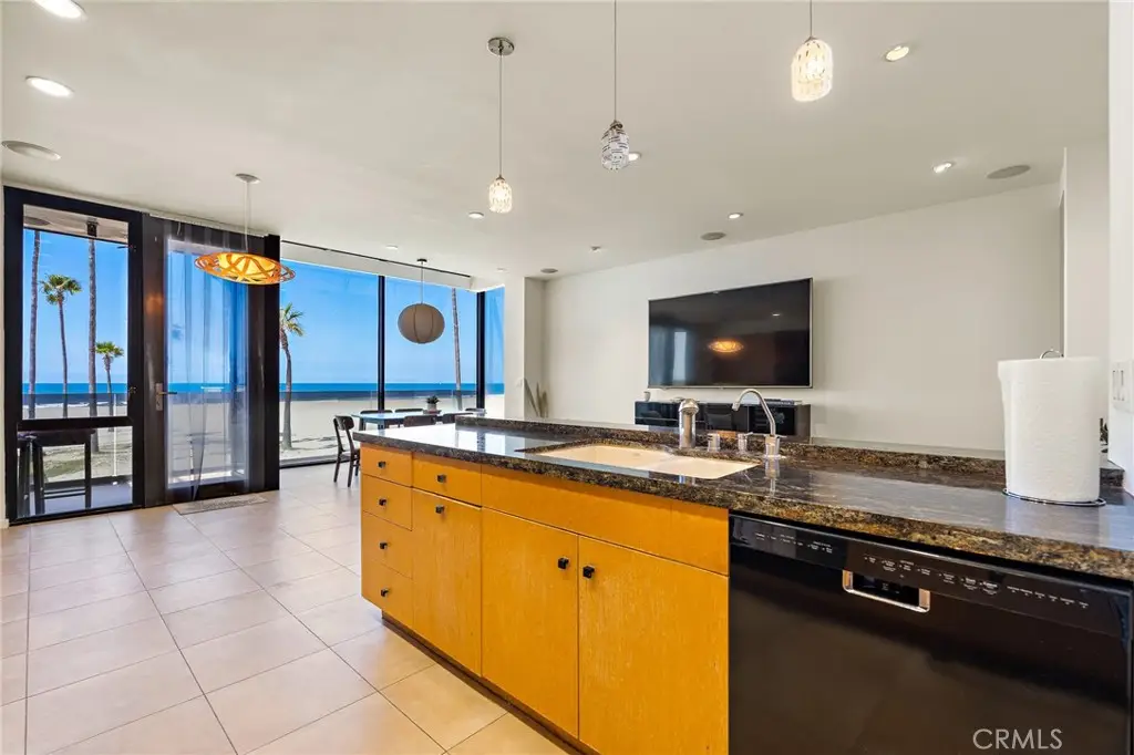 3009 Ocean Front Walk, Venice, CA 90291 - #1