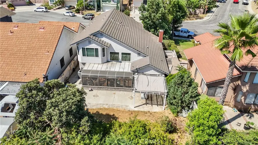 10 Bluff Point, Phillips Ranch, CA 91766 - #2