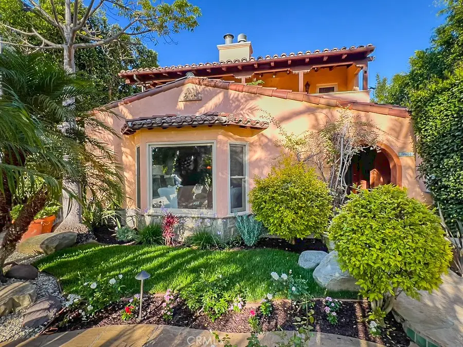 3524 Grand View Boulevard, Los Angeles, CA 90066 - #3