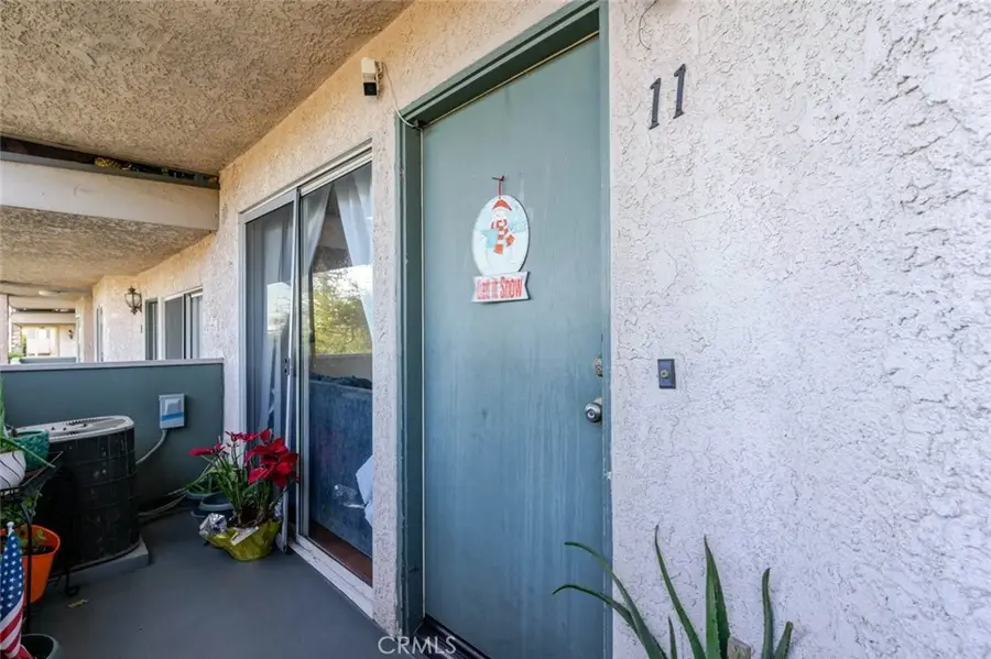 13100 Bromont Avenue #11, Sylmar, CA 91342 - Image #2