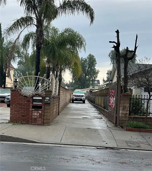 10816 1/2 Variel Avenue, Chatsworth, CA 91311