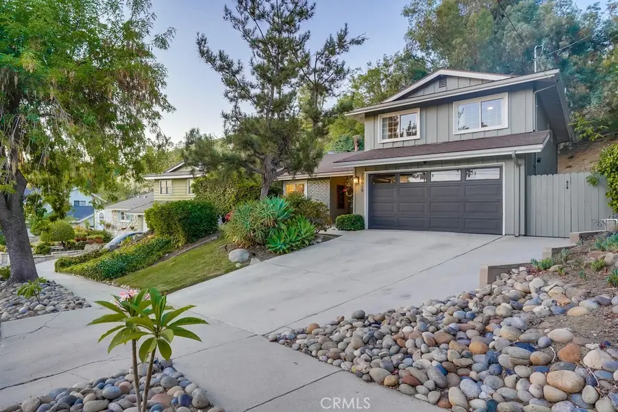 20619 Martha Street, Woodland Hills, CA 91367 - #2