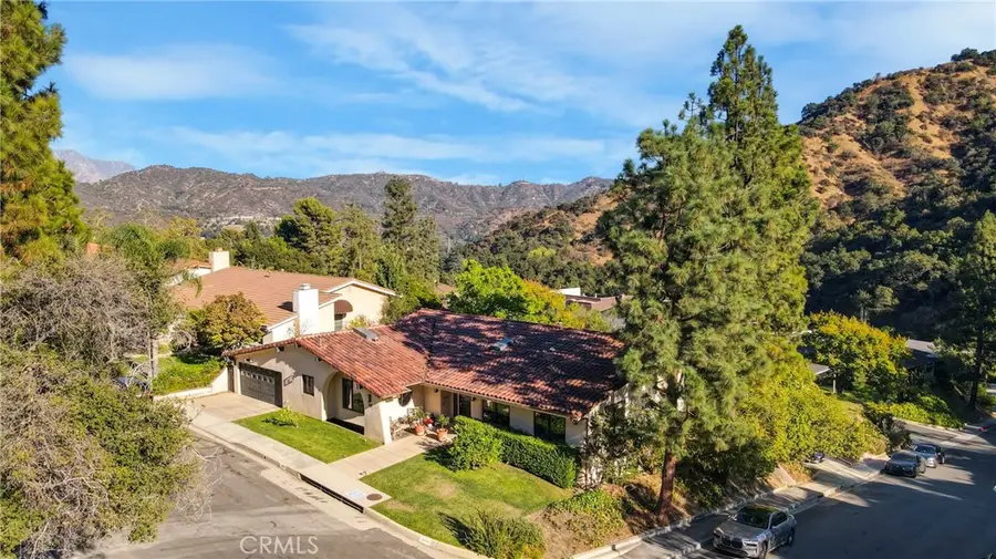 1300 Daily Cir., Glendale, CA 91208 - #3