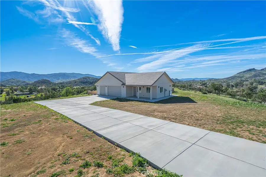 10540 Darling Road, Agua Dulce, CA 91390 - #2