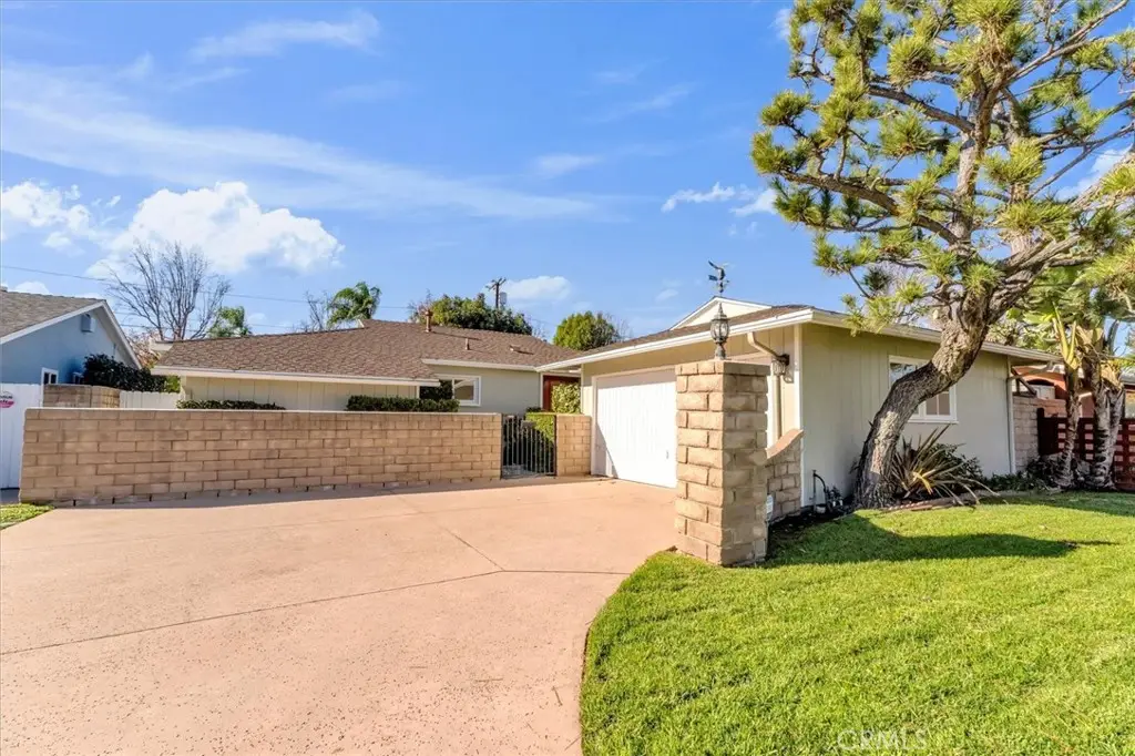 5227 Buffalo, Sherman Oaks, CA 91401 - Image #1