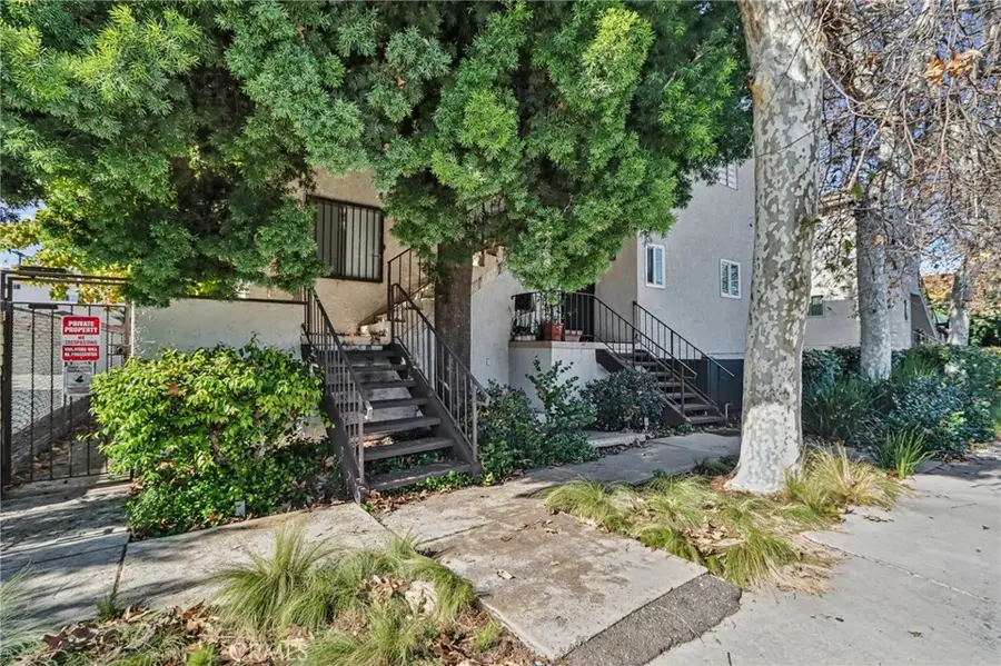7439 Woodman Avenue #31, Van Nuys, CA 91405 - Image #3