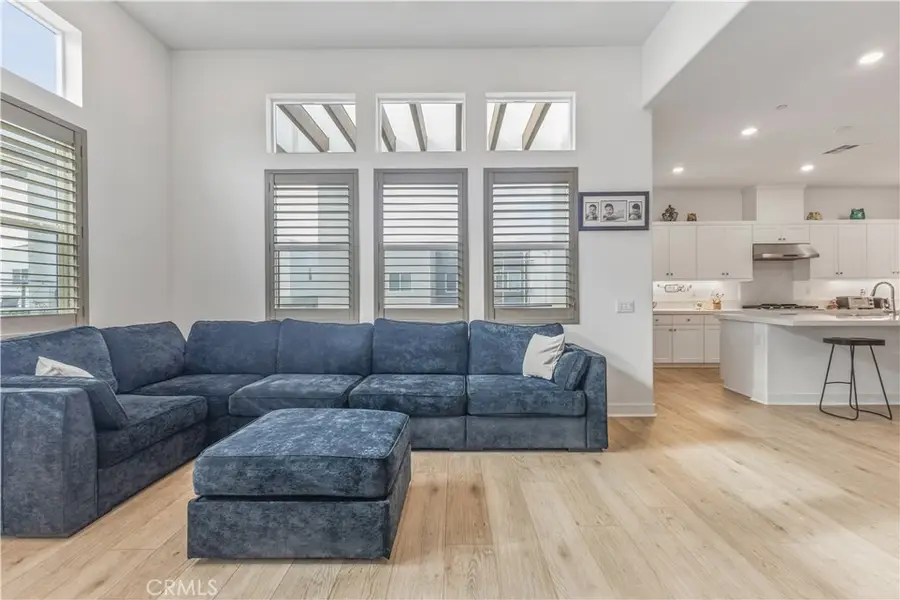 27227 Diamond Peak Lane #302, Valencia, CA 91381 - Image #2