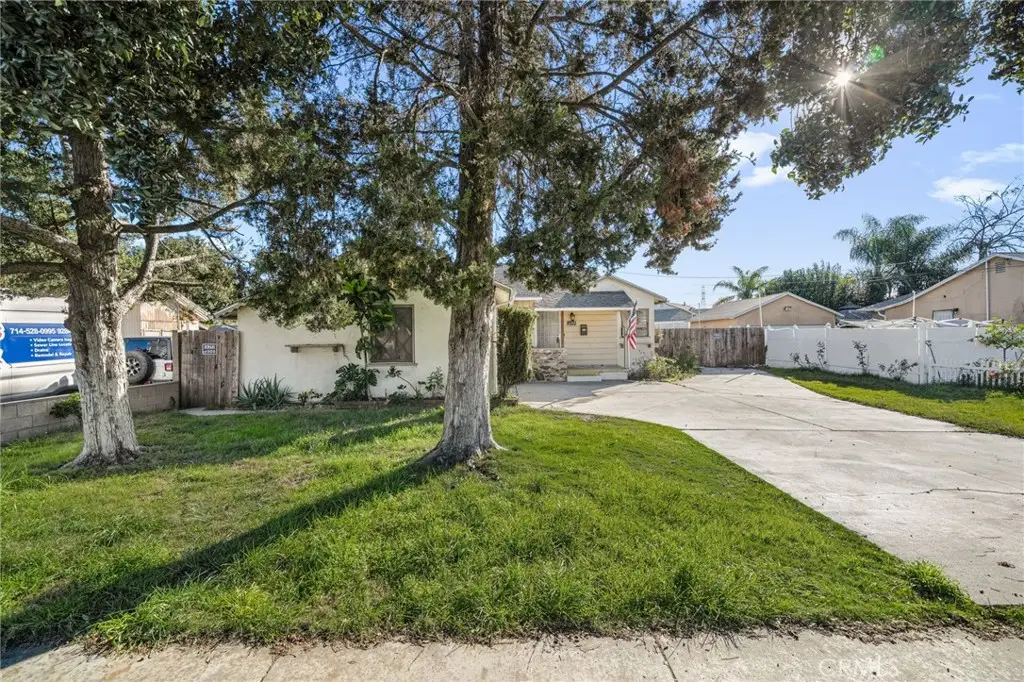 2106 W Cerritos, Anaheim, CA 92804 - #1