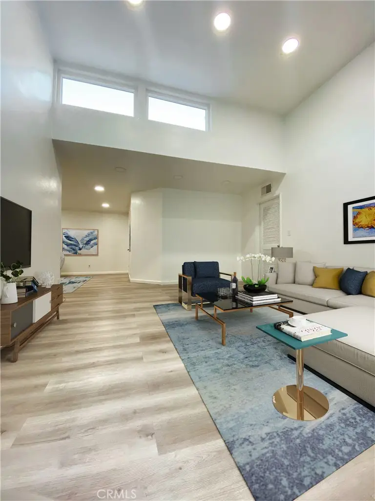 18645 Hatteras Street #278, Tarzana, CA 91356 - Image #1