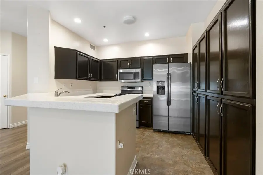 2748 Borchard, Newbury Park, CA 91320 - #3