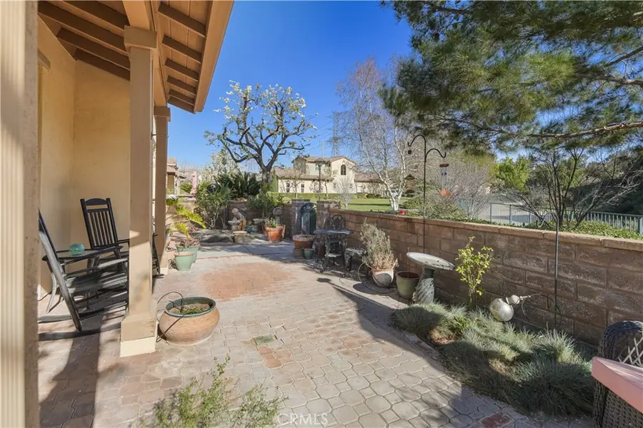 27976 Red Pine Court, Valencia, CA 91354 - #3