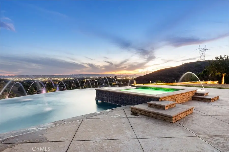 10727 W Stallion Ranch Road, Shadow Hills, CA 91040 - Image #2