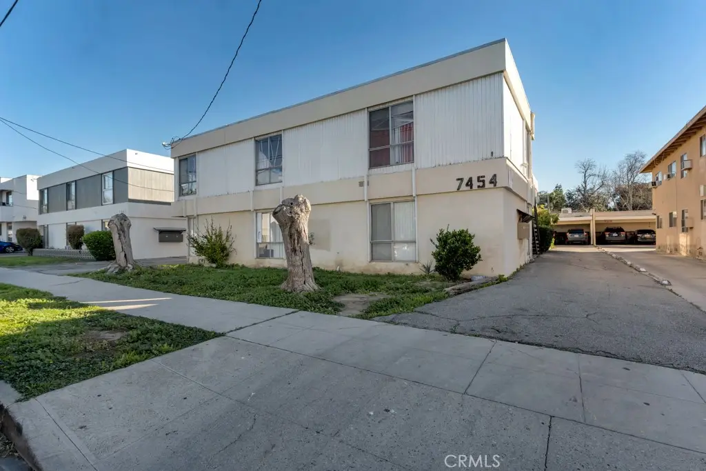 7454 Canby, Reseda, CA 91335 - Image #1