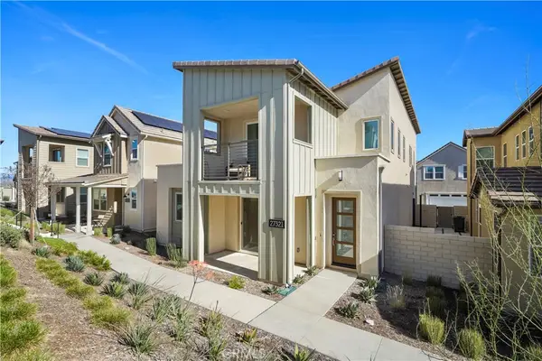 27321 Great Divide Lane, Valencia, CA 91381