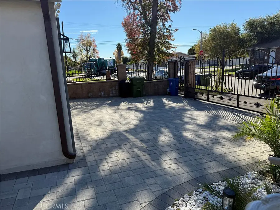 8126 Matilija, Panorama City, CA 91402 - Image #3