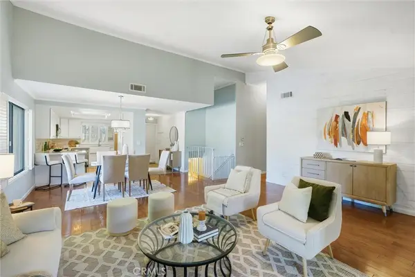 20066 Avenue Of The Oaks, Newhall, CA 91321