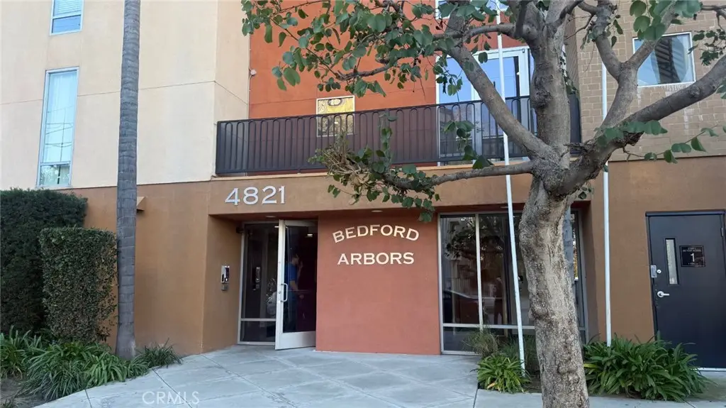 4821 Bakman Avenue #206, North Hollywood, CA 91606 - Image #1
