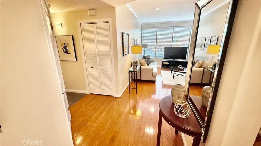 4821 Bakman Avenue #206, North Hollywood, CA 91606 - Image #3