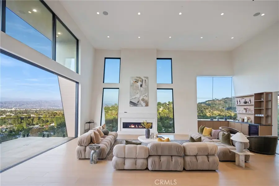 3596 Woodhill Canyon, Studio City, CA 91604 - Image #2