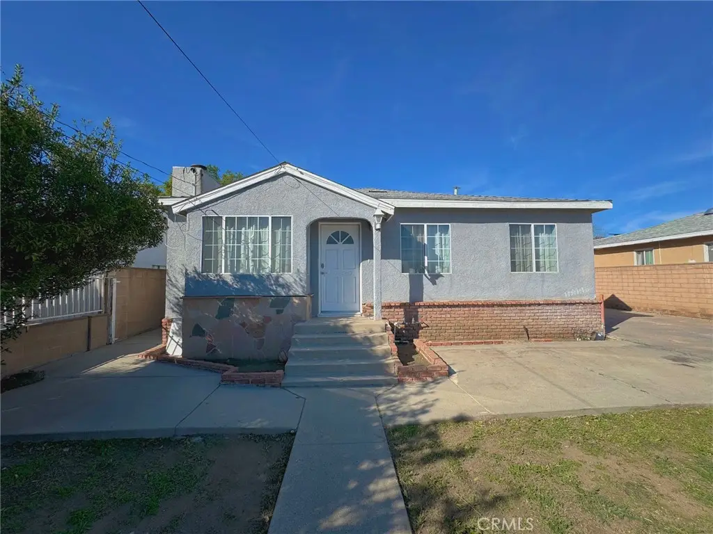 14233 Dyer Street, Sylmar, CA 91342 - Image #1