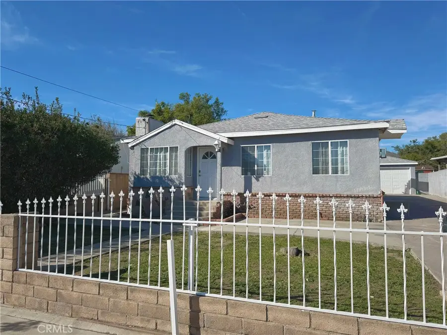 14233 Dyer Street, Sylmar, CA 91342 - Image #2