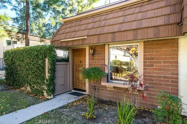 10214 Larwin Ave #7, Chatsworth, CA 91311