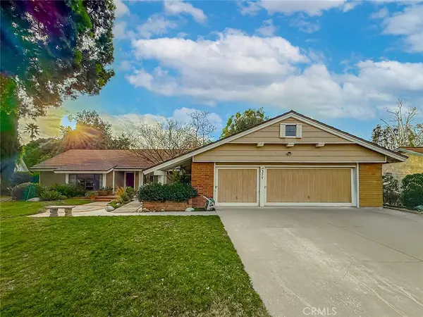 377 Oldstone Court, Simi Valley, CA 93065