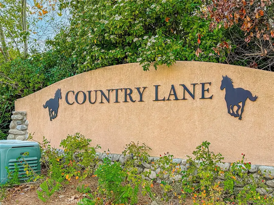 377 Oldstone Court, Simi Valley, CA 93065 - Image #3