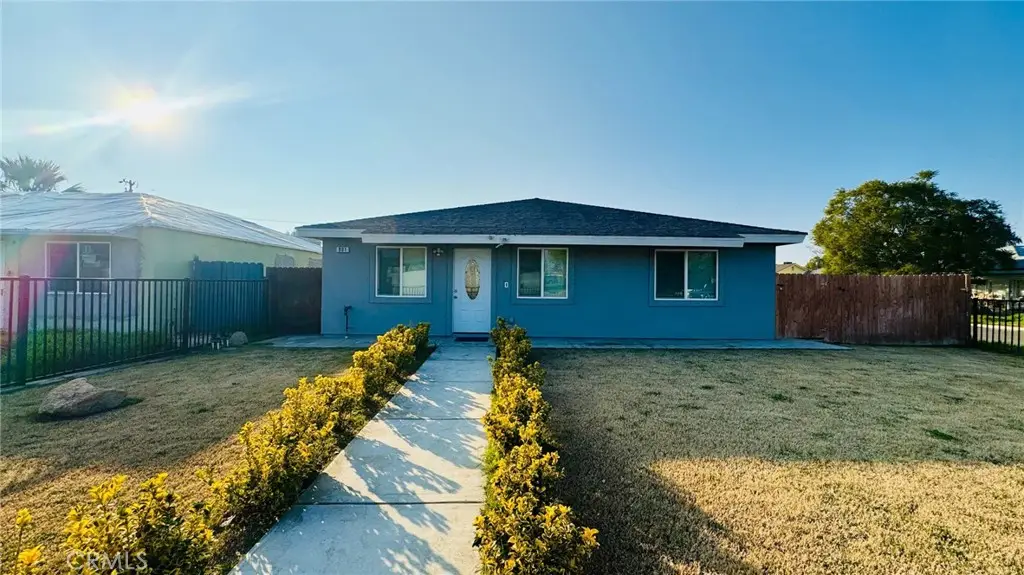 801 S Oleander, Bakersfield, CA 93304 - #1