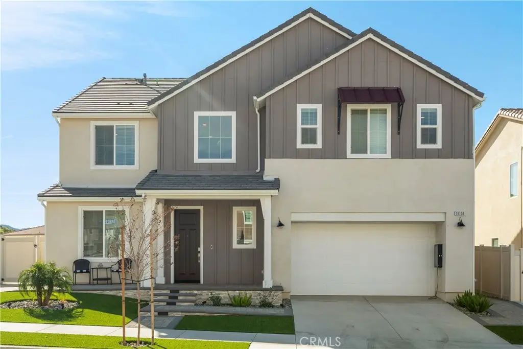 18100 Tableau Way, Saugus, CA 91350 - Image #1