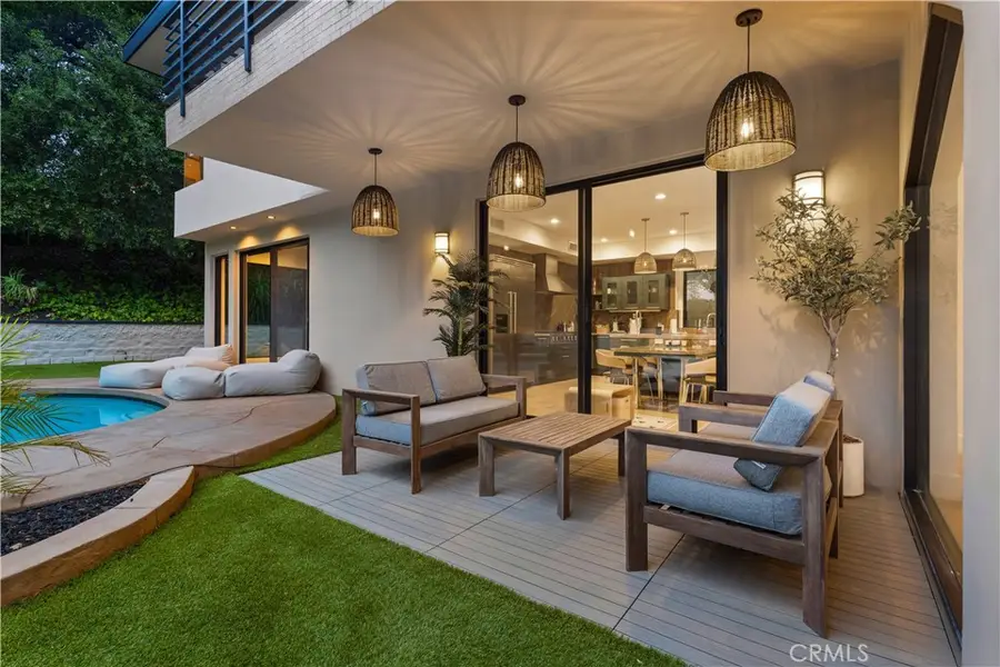 4415 Vanalden Avenue, Tarzana, CA 91356 - Image #2