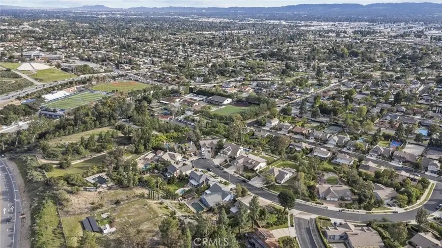 11101 Eton Avenue, Chatsworth, CA 91311 - #3