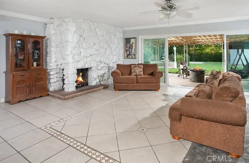 19128 Prairie Street, Northridge, CA 91324 - Image #3