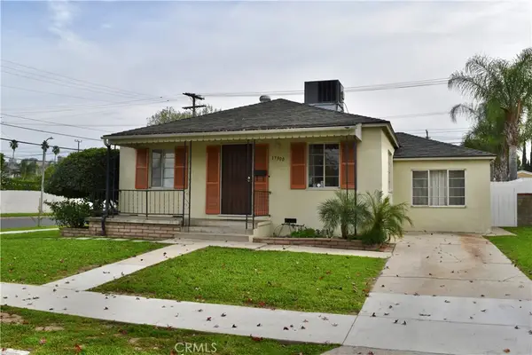 17900 Martha Street, Encino, CA 91316