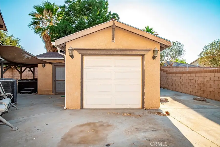 43635 Castle Circle, Lancaster, CA 93535 - Image #3