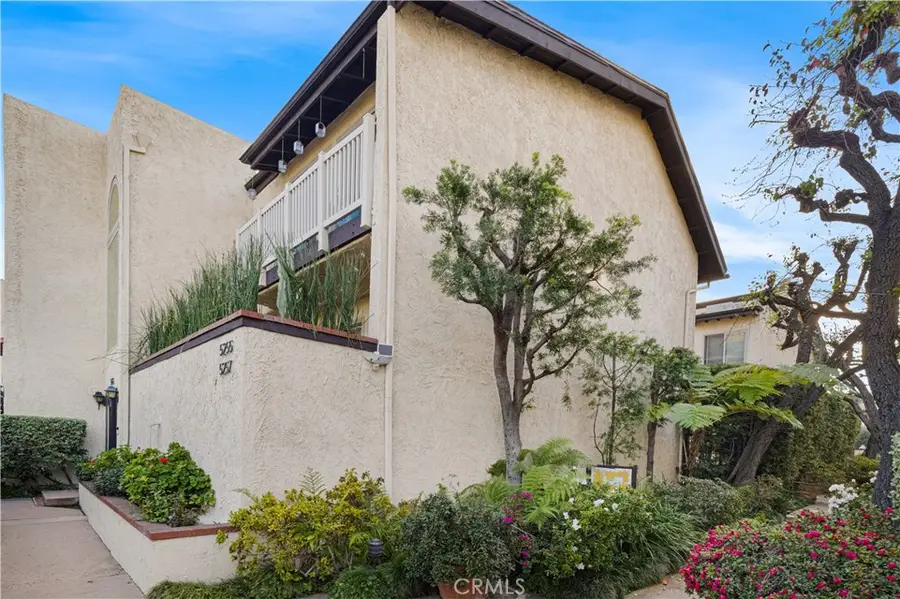 5255 Coldwater Canyon #E, Sherman Oaks, CA 91401 - Image #2