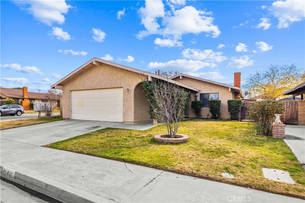 612 E Avenue J9, Lancaster, CA 93535 - Image #1