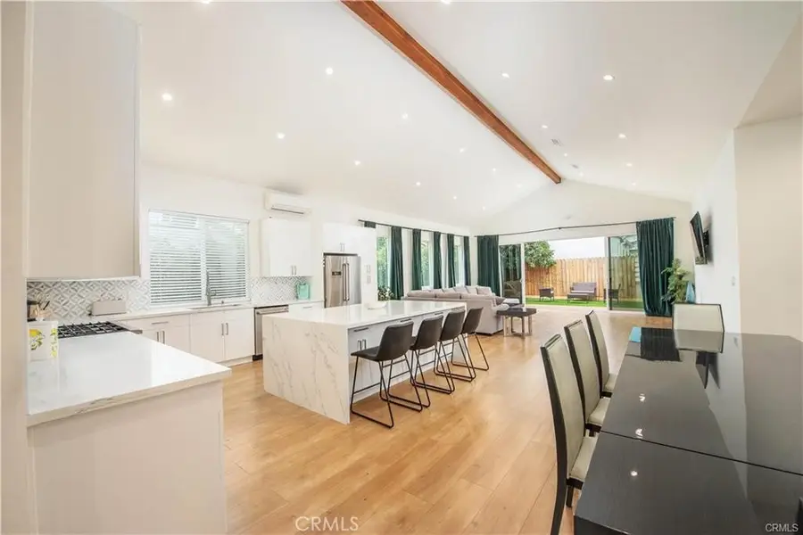 5907 Encino Avenue, Encino, CA 91316 - Image #3