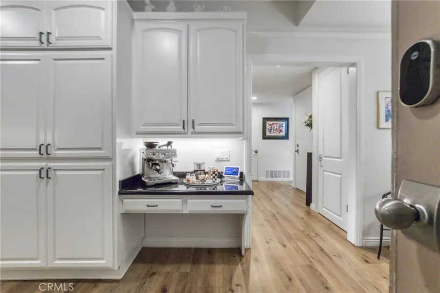 5216 Yarmouth #107, Encino, CA 91316 - #2