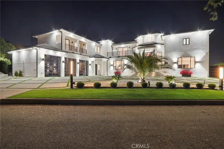 10511 Mary Bell Avenue, Shadow Hills, CA 91040 - Image #2