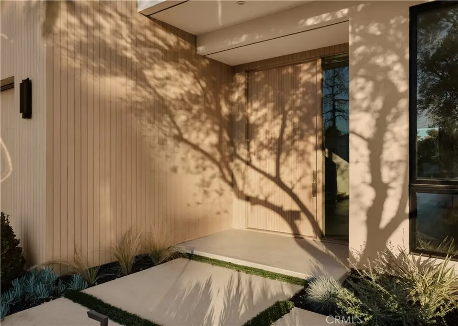 5004 Enfield, Encino, CA 91316 - Image #3