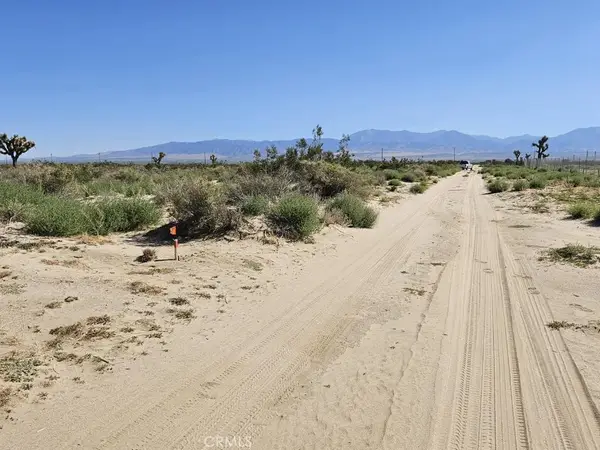 173 Vac Corner Avenue Q4/173 Ste, Palmdale, CA 93591